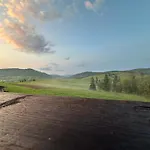 лісовий затишок بيت للعطل *